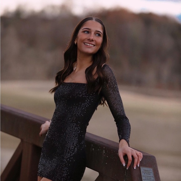 Meet your Posher, Charis - Picture 1 of 1